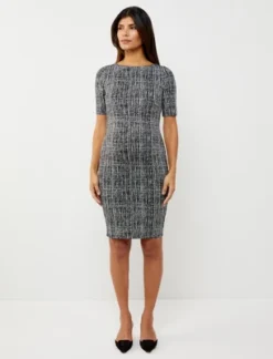 Textured Bodycon Maternity Dress | A Pea In The Pod