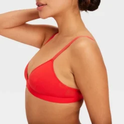 Parade Women's Re:Play Triangle Wireless Bralette