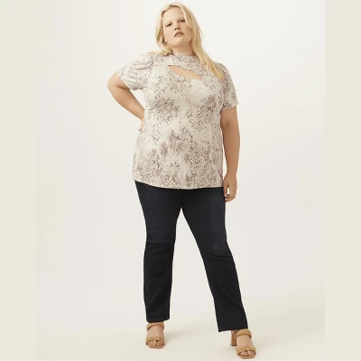 Molly & Isadora Women's High Rise Slim Fit Bootcut Jeans - Image 5