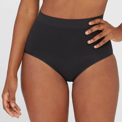 ASSETS By SPANX Women's All Around Smoother Briefs - Image 4